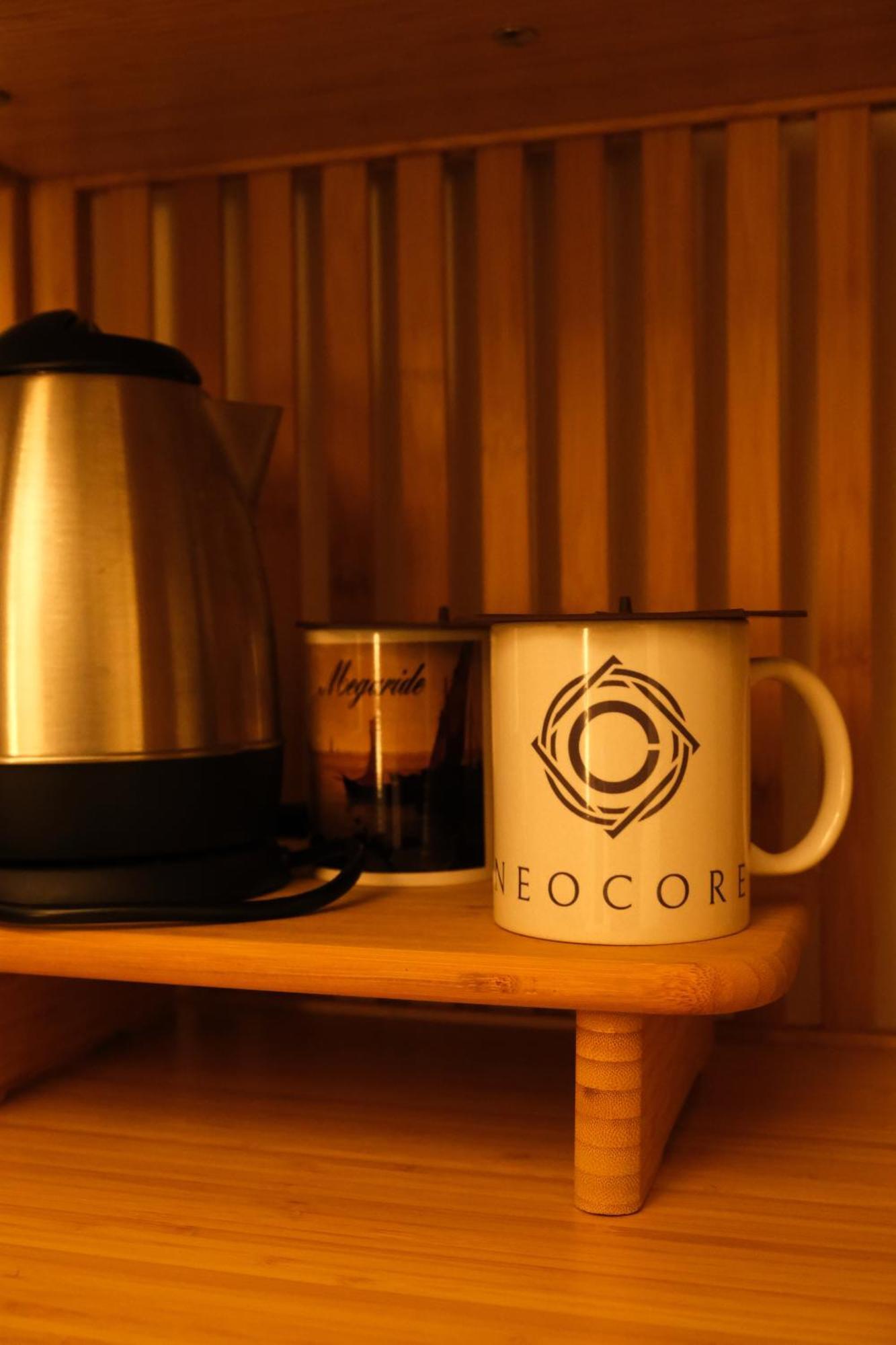 Couette-café Neocore Naples